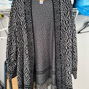 Ruby Rd. Black and Gray Geometric Cardigan